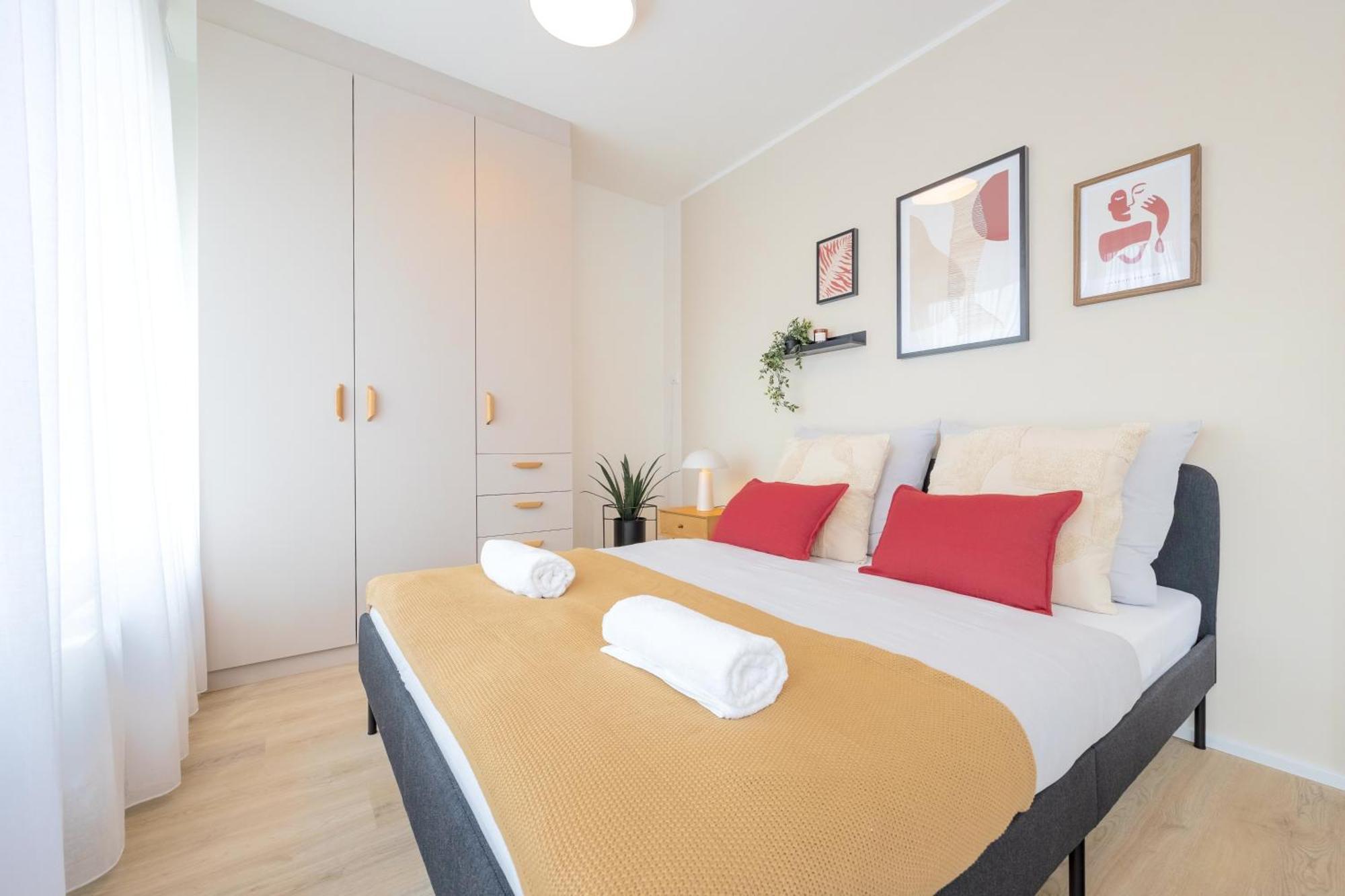 Apartamento Bright 2br - 4th Floor, Balcony, Free Parking By Gravity Praga